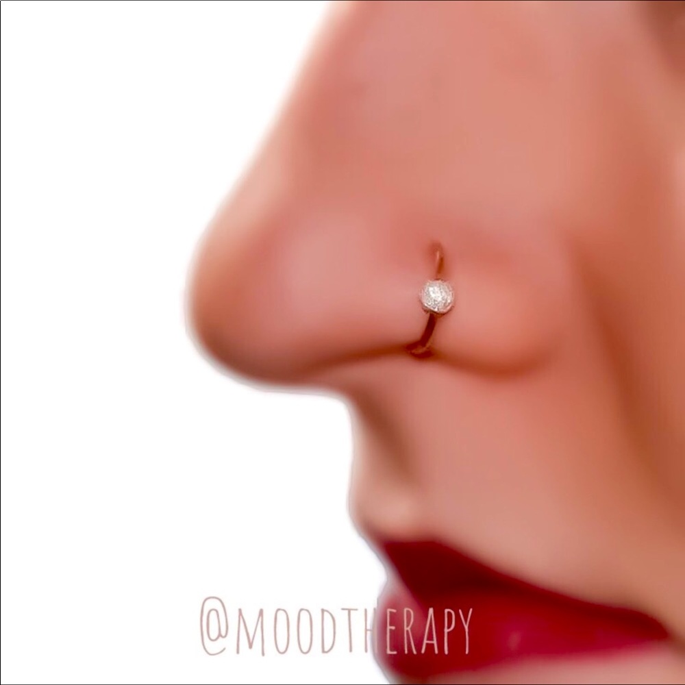🌺NIB Handmade 18G Stardust Beaded Septum Ring🌺